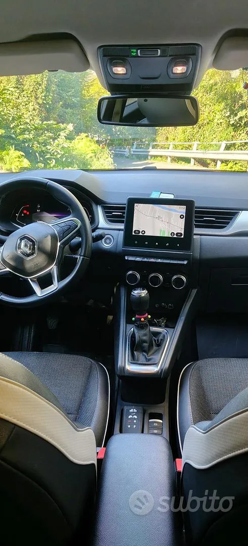 Renault Captur 2023 photo 4