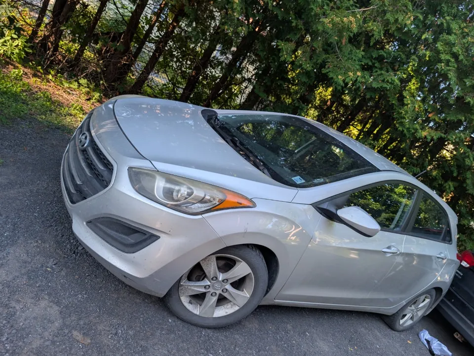 Hyundai Elantra 2016 photo 3