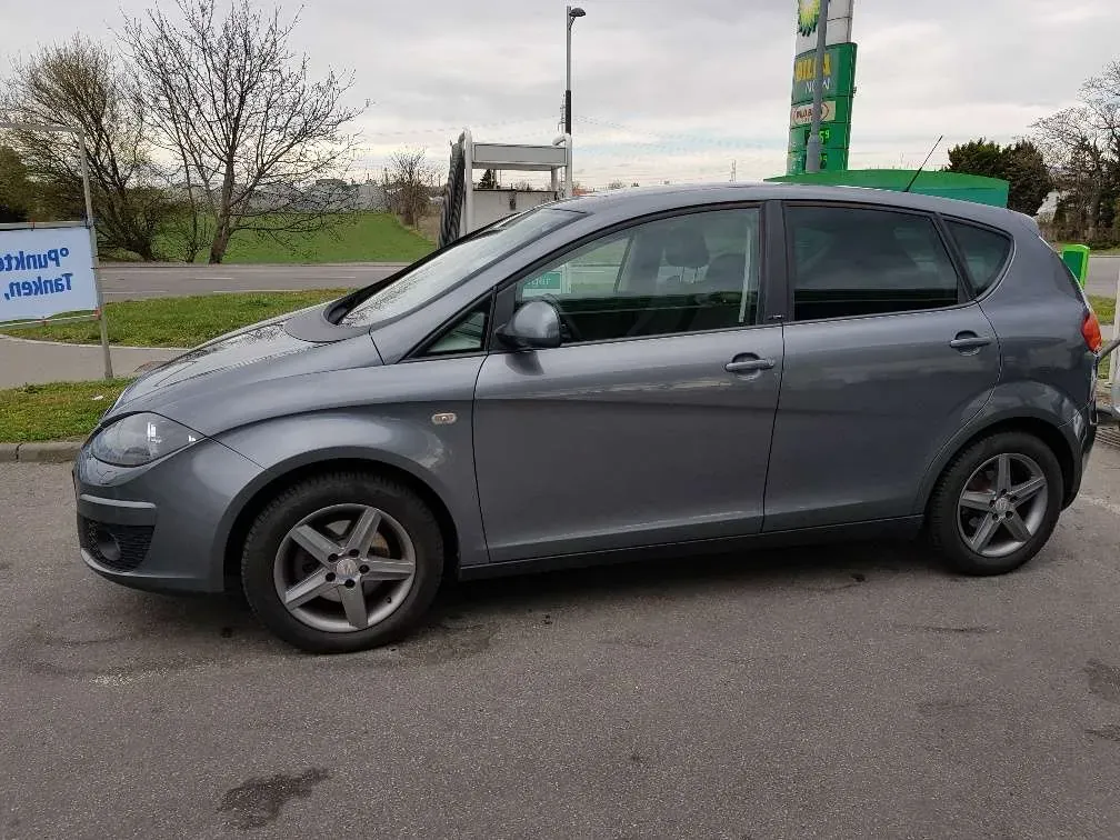 Seat Altea 2015 photo 3