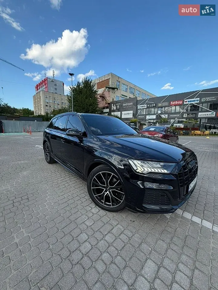 Audi Q7 2019 photo 5
