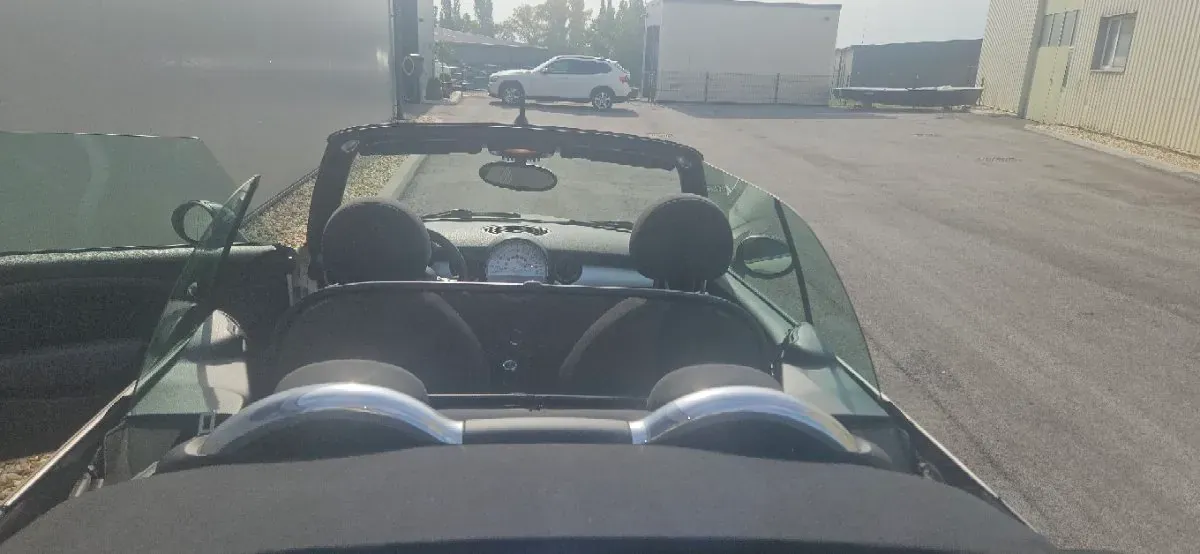 Mini Cabrio 2011 photo 3