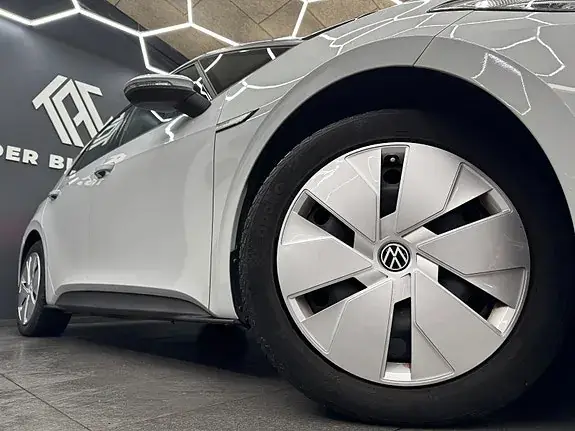 Volkswagen Id.3 2022 photo 2