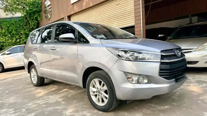 Toyota Innova 2020 photo 3