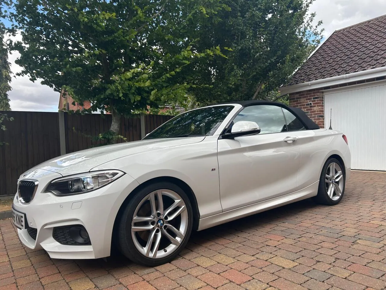 BMW 2 Series 2016 photo 2