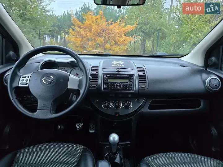 Nissan Note 2008 photo 2