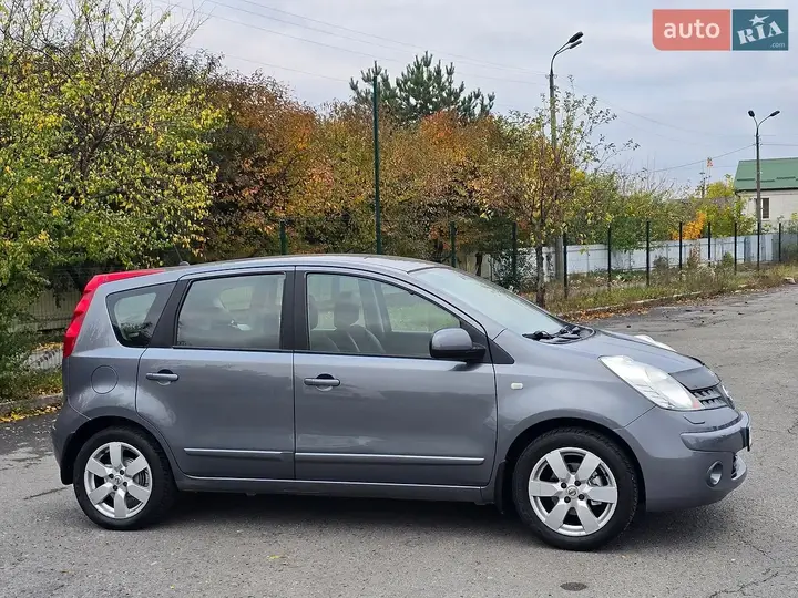 Nissan Note 2008 photo 5