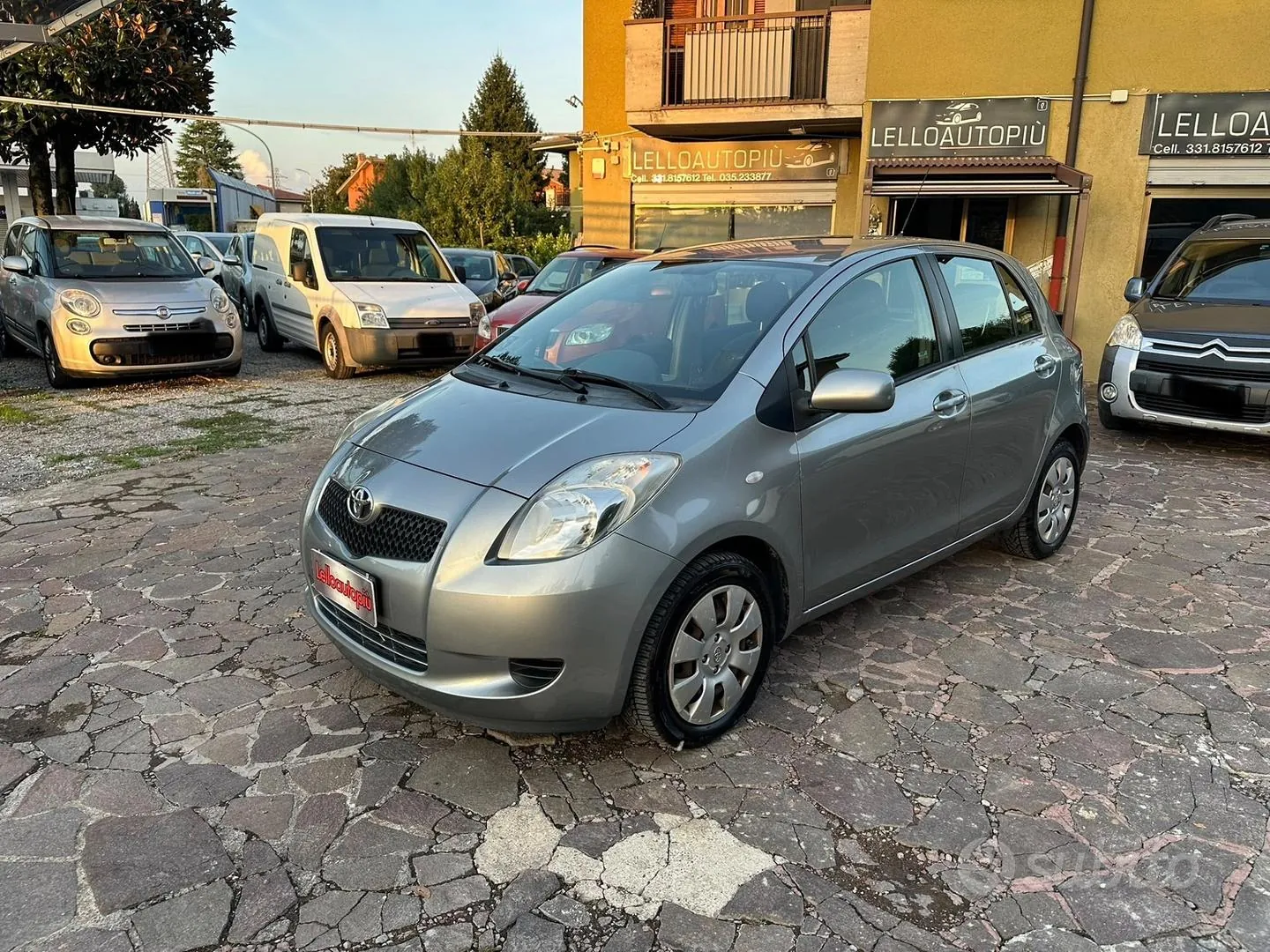 Toyota Yaris 2006 photo 2