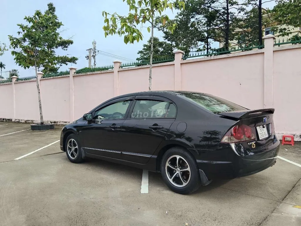 Honda Civic 2007 photo 3
