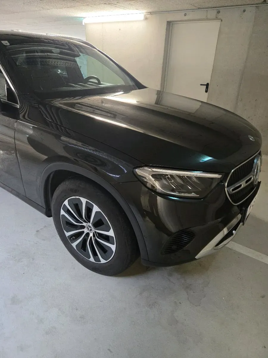 Mercedes-Benz Glc-Class 2024 photo 2