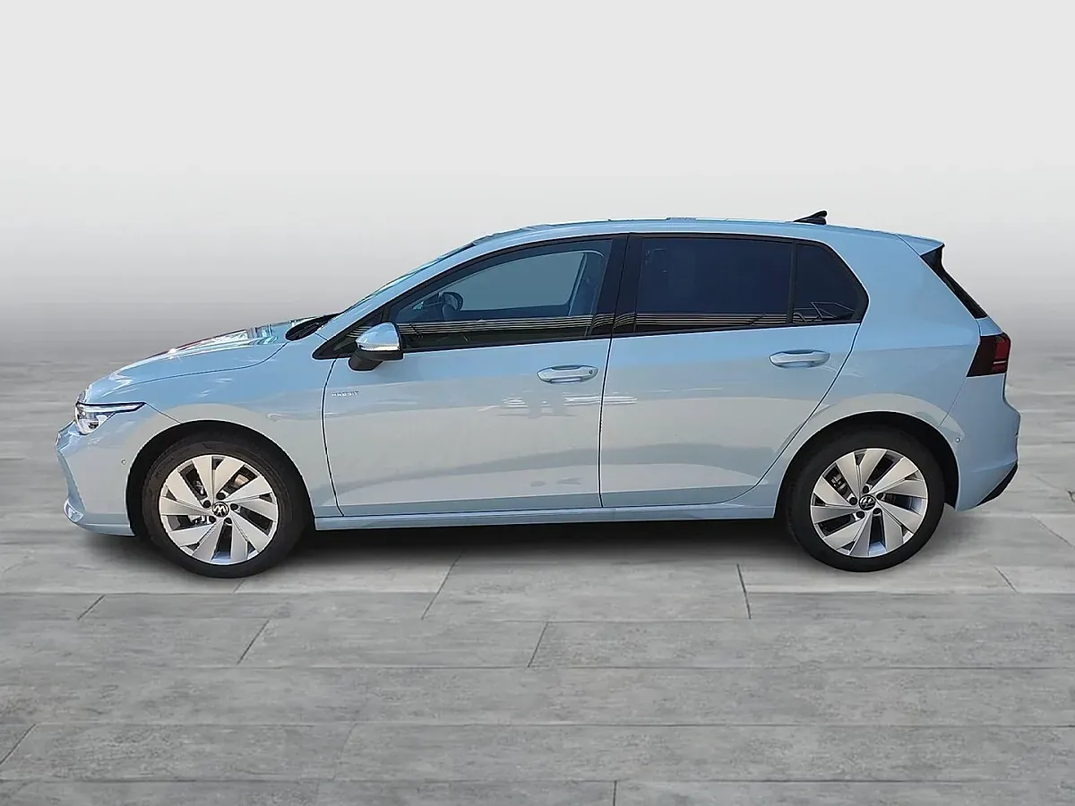 Volkswagen Golf 2026 photo 3
