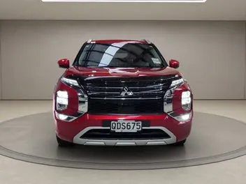 Mitsubishi Outlander 2023 photo 3