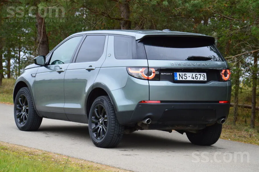 Land Rover Discovery Sport 2015 photo 3