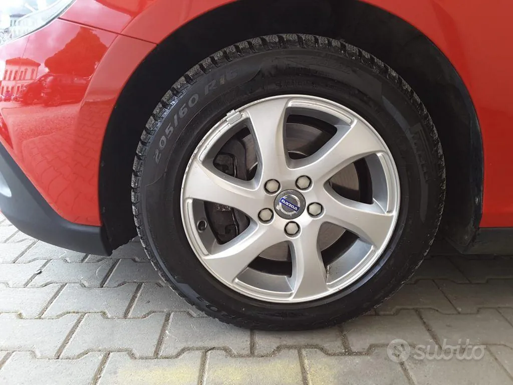 Volvo V40 2015 photo 4