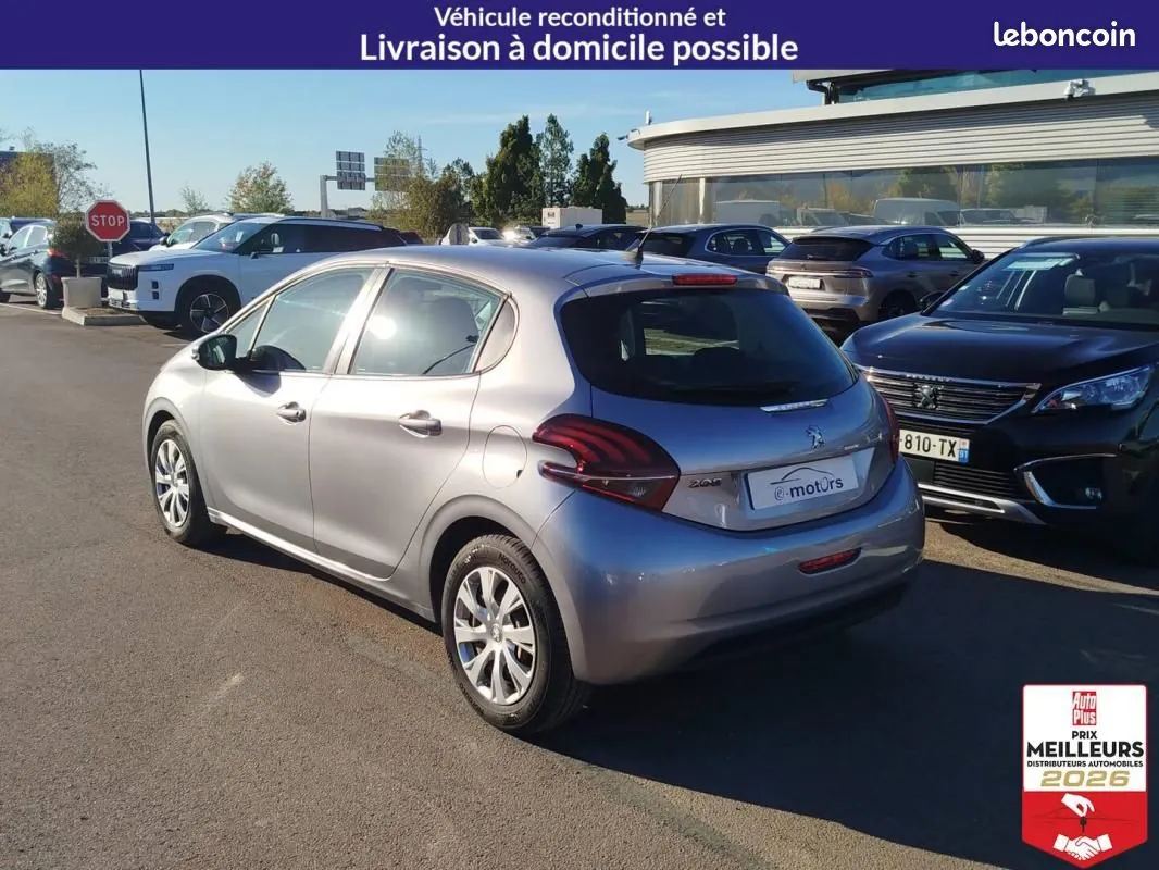 Peugeot 208 2019 photo 5