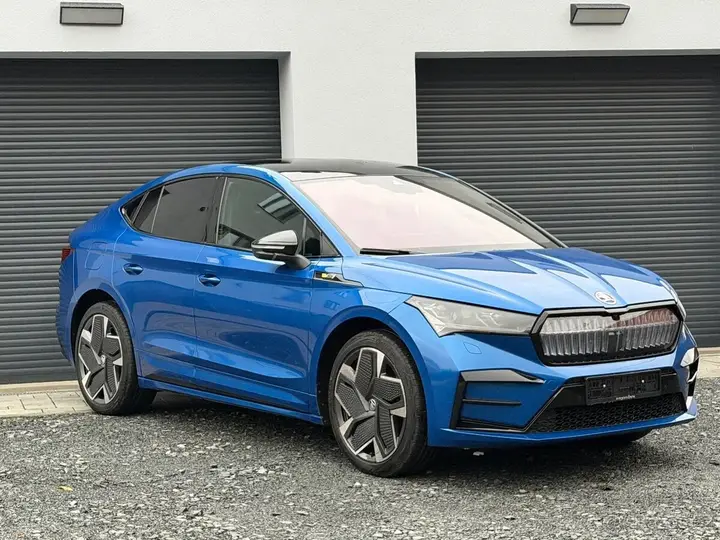 Skoda Enyaq 2023 photo 3