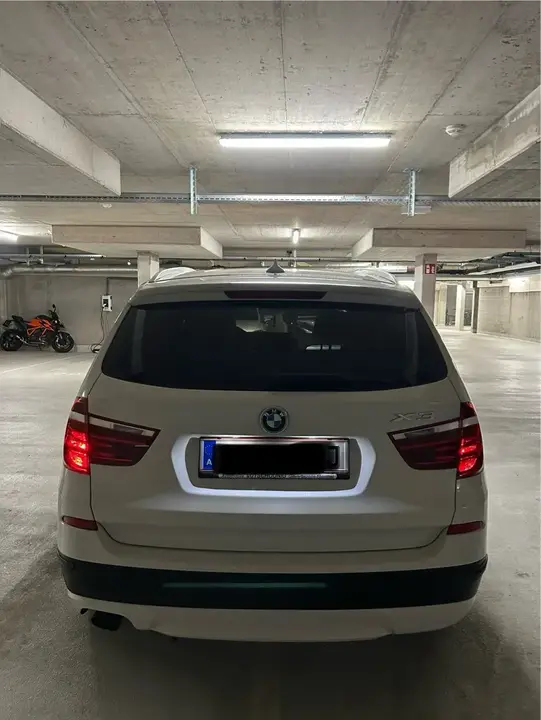 BMW X3 2012 photo 3