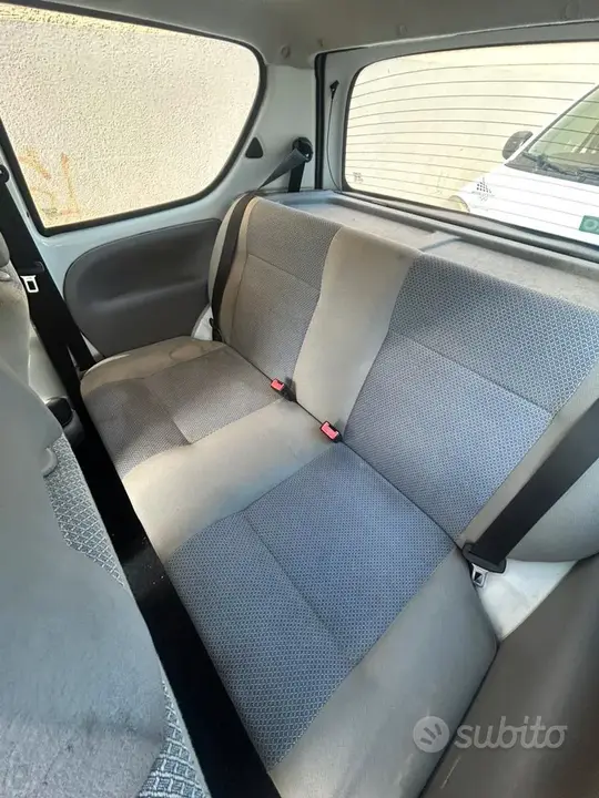 Fiat 600 2005 photo 4