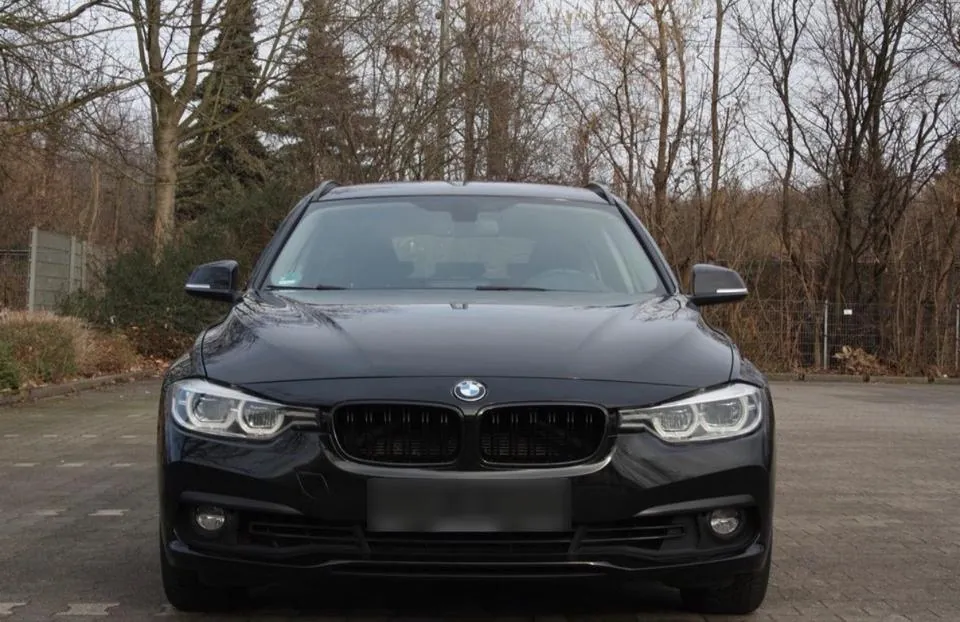 BMW 318I