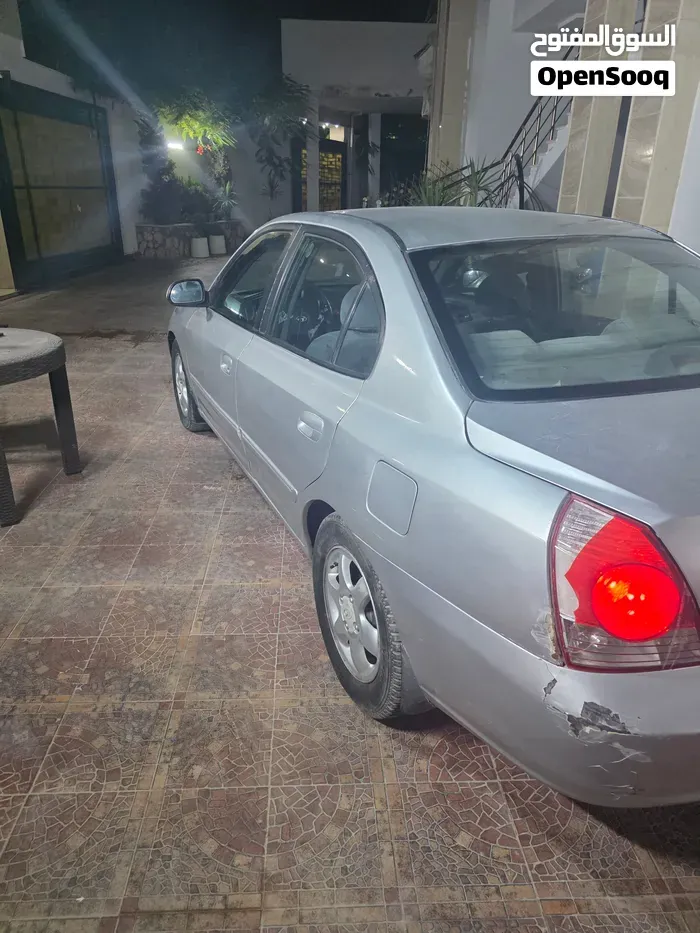 Hyundai Avante 2005 photo 4