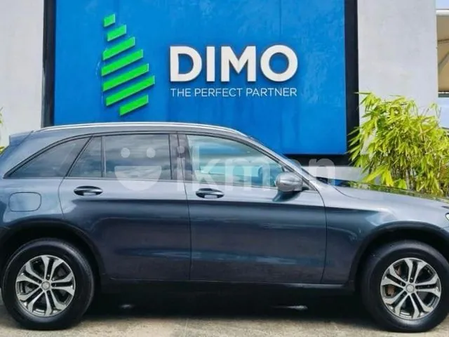 Mercedes-Benz Glc 250 2016 photo 2