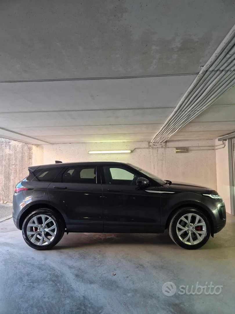 Land Rover Range Rover Evoque 2021 photo 2