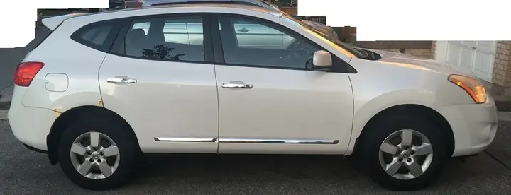 Nissan Rogue 2011 photo 2