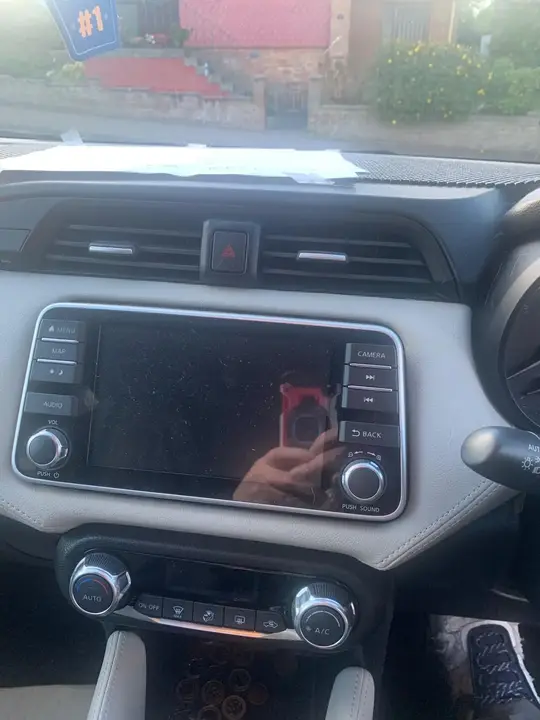 Nissan Micra 2019 photo 5