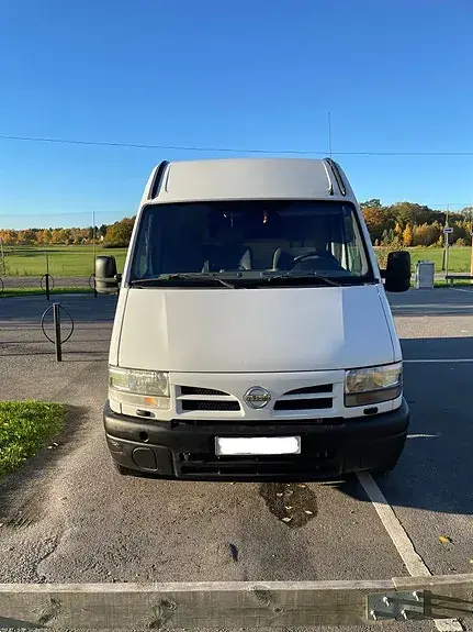 Nissan Interstar 2003 photo 3