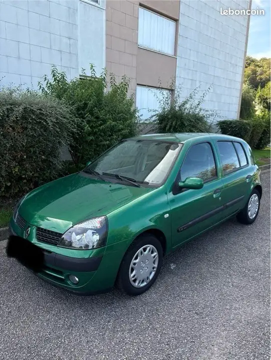 Renault Clio 2003 photo 2