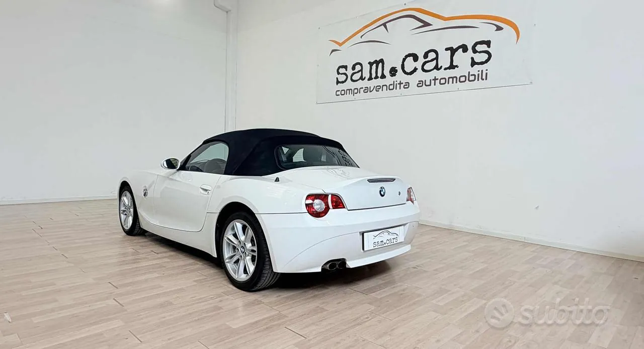 BMW Z4 2004 photo 3