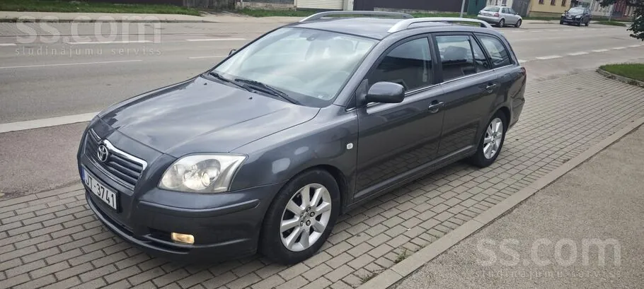 Toyota Avensis 2005 photo 3