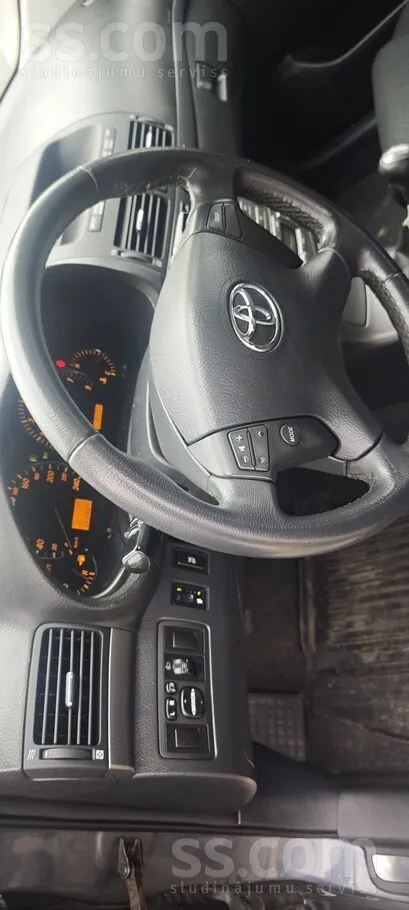 Toyota Avensis 2005 photo 5