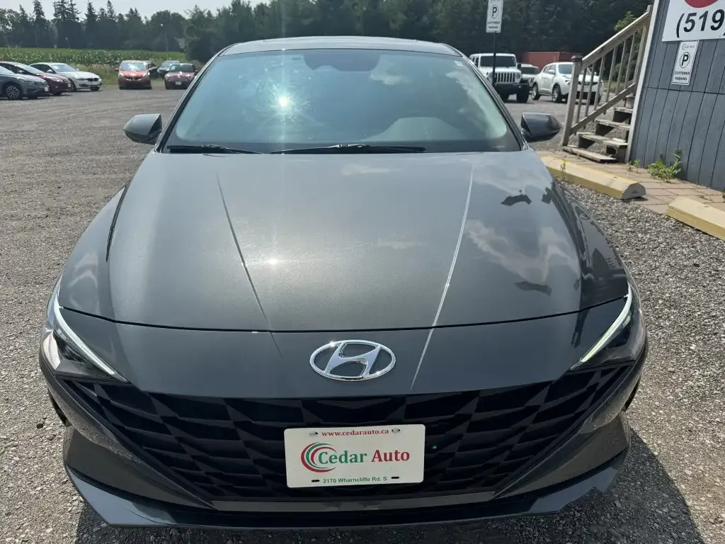 Hyundai Elantra 2023 photo 2