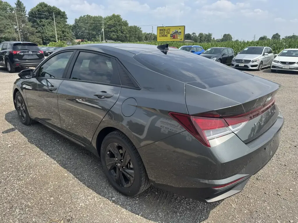 Hyundai Elantra 2023 photo 5