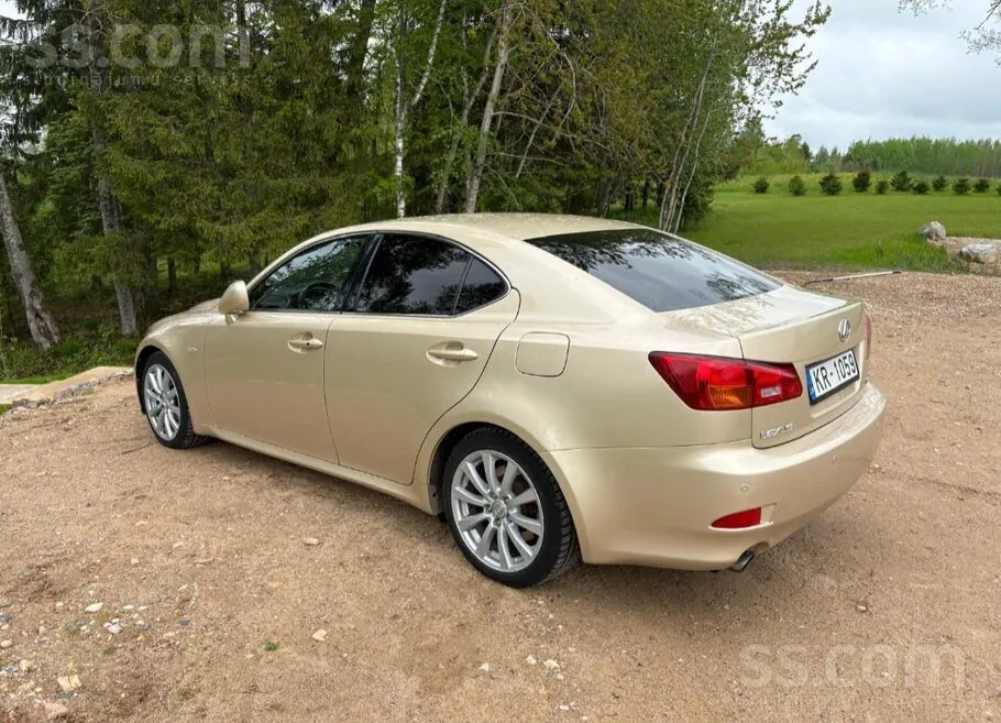 Lexus Is 2008 photo 2