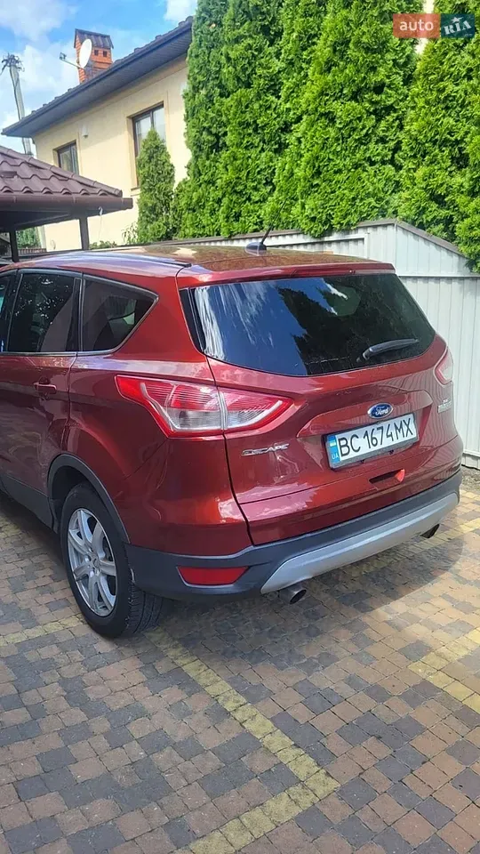 Ford Escape 2014 photo 2