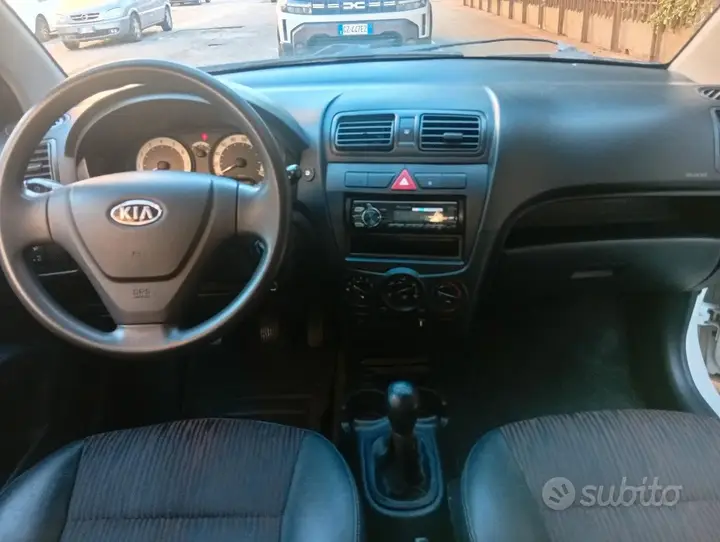 Kia Picanto 2009 photo 4