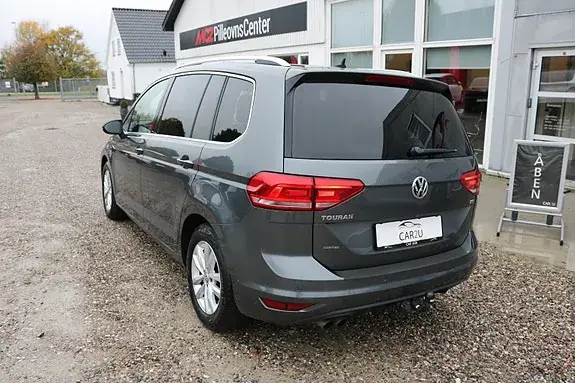 Volkswagen Touran 2017 photo 4