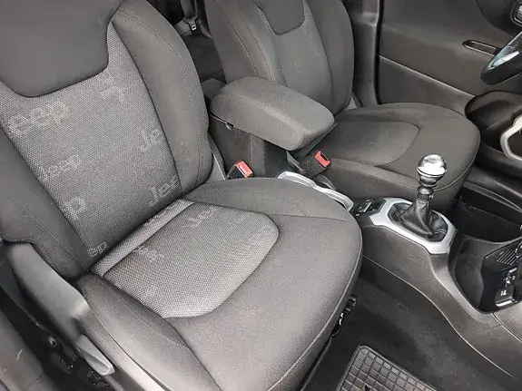 Jeep Renegade 2015 photo 3