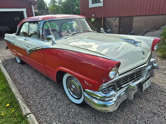 Ford Fairlane