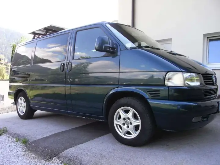 Volkswagen T4 2001 photo 2