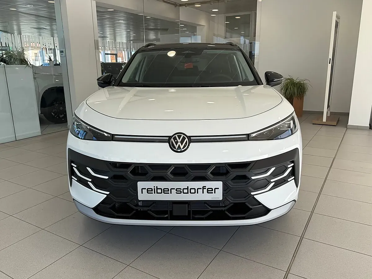 Volkswagen T-Roc Life 2026 photo 2