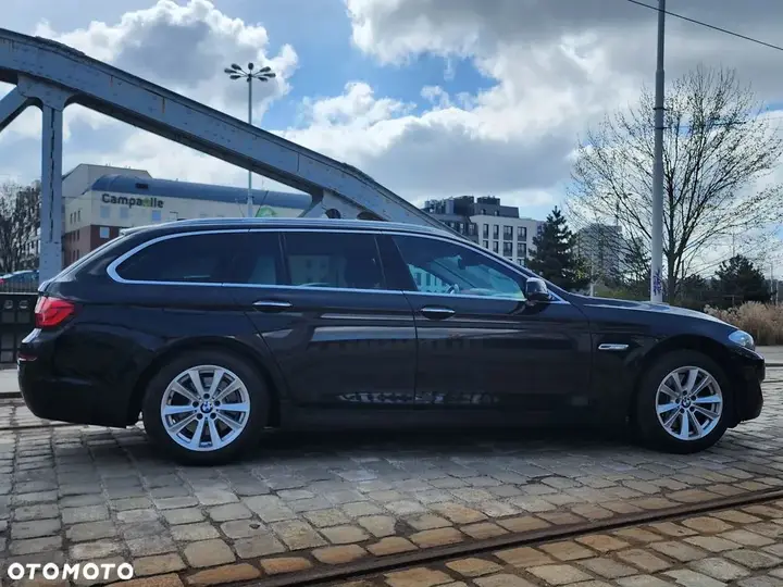 BMW 5 Series 2012 photo 5