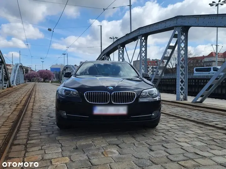 BMW 5 Series 2012 photo 4