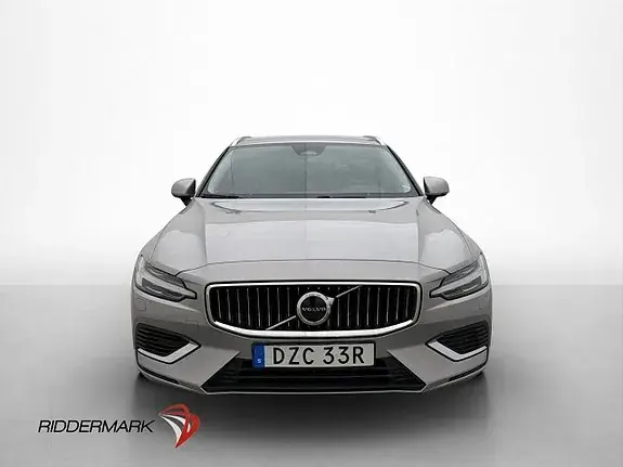 Volvo V60 2023 photo 2