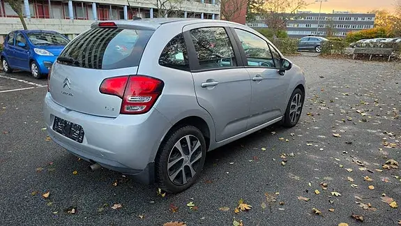 Citroen C3 2011 photo 4