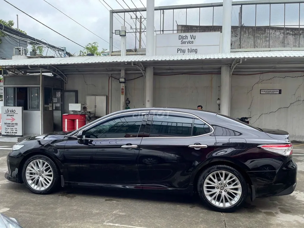 Toyota Camry 2020 photo 5
