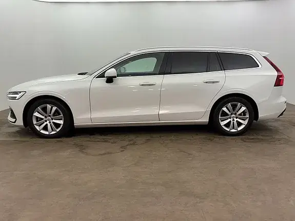 Volvo V60 2021 photo 3