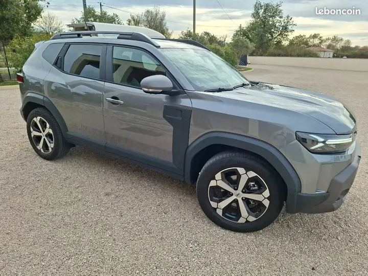 Dacia Duster 2026 photo 2
