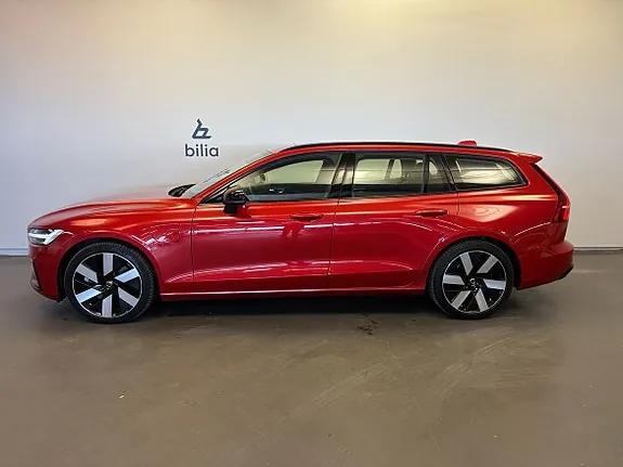 Volvo V60 2024 photo 3